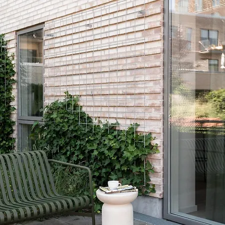 Gardens 46 By Daniel&jacob's